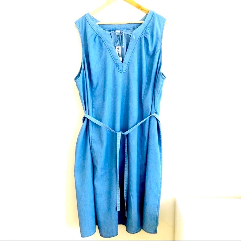 Old Navy Light Blue Denim Midi Dress